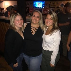 Meet your Posher, Becky